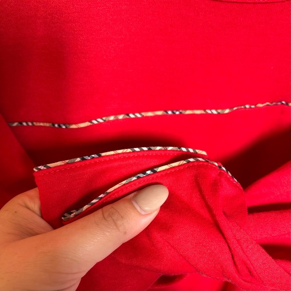 Vintage Burberrys Of London Girl’s 100% Cotton Nova Check Red Top - Picture 4 of 9